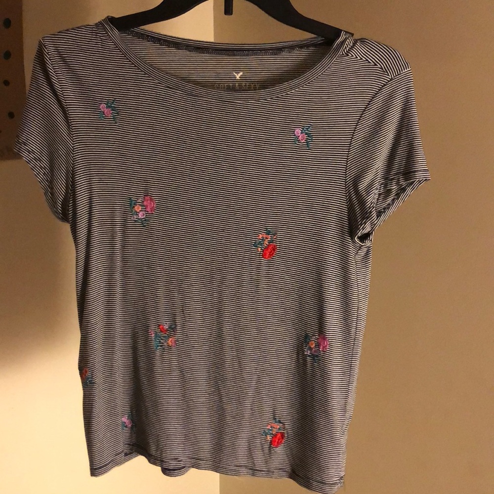 striped tee shirt